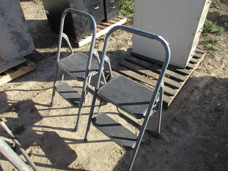 2 Step Ladders