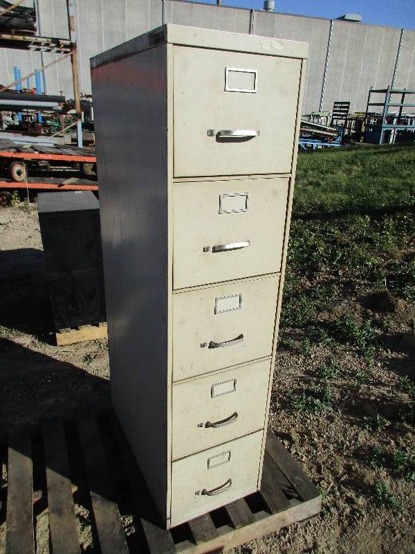 5 Drawer file cabinet