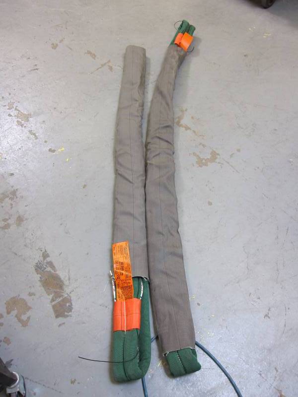 lot 28 image: Rigging Straps