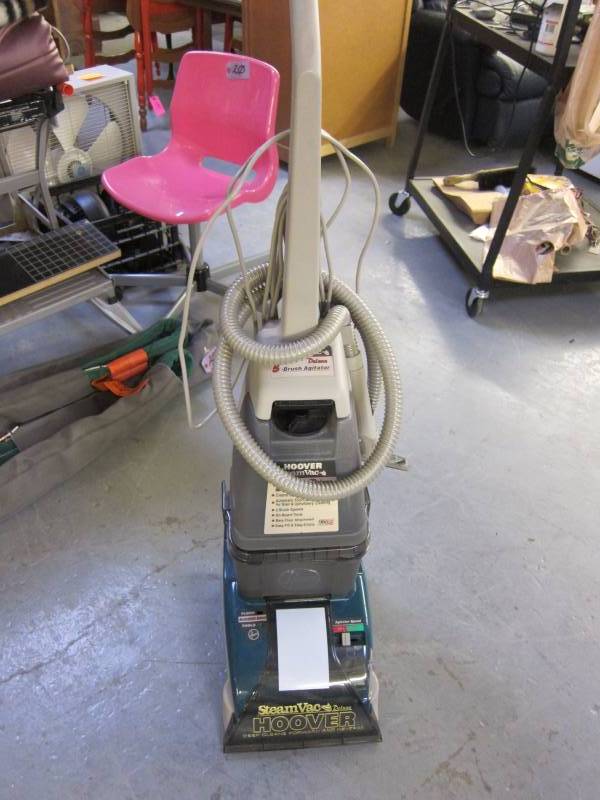 lot 33 image: Hoover Steam Vac