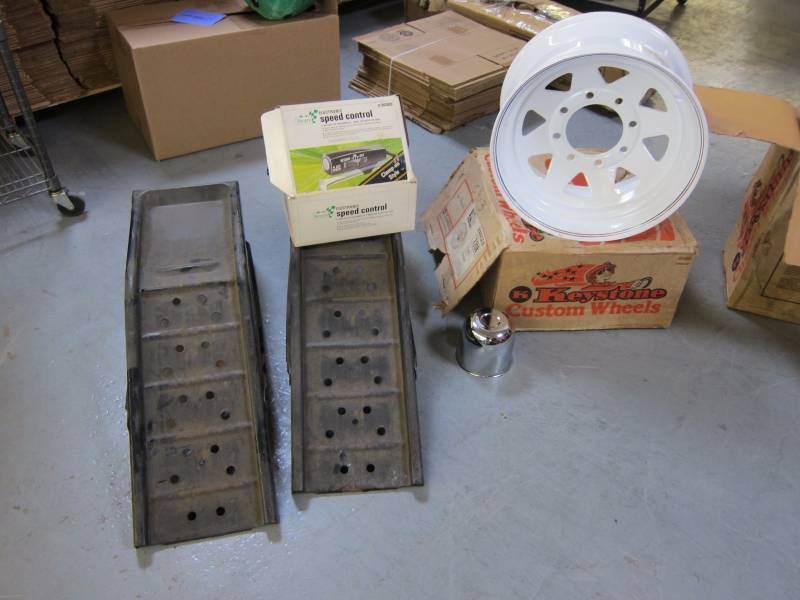 lot 42 image: Wheels Ramps and Cruise Control