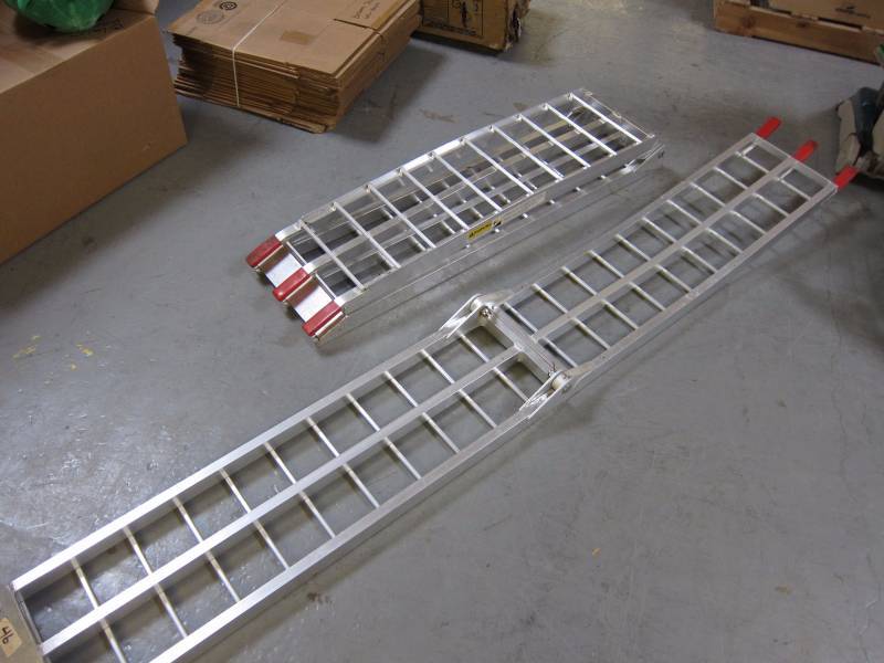 lot 47 image: Trailer Ramps