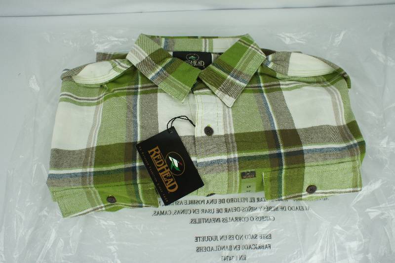 lot 4 image: Redhead Mens Flannnel Longsleeve