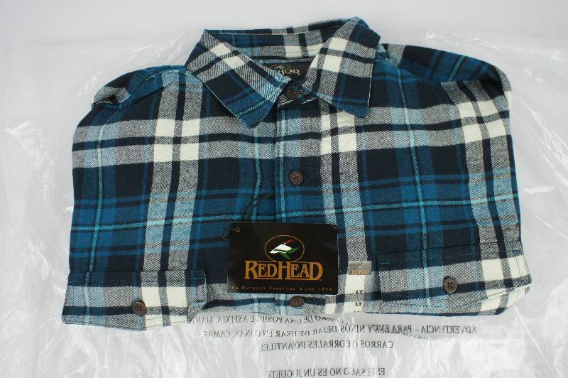 lot 3 image: Redhead Mens Flannnel Longsleeve