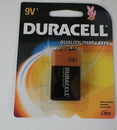 lot 75 image: Duracell 9V-1 Batteries