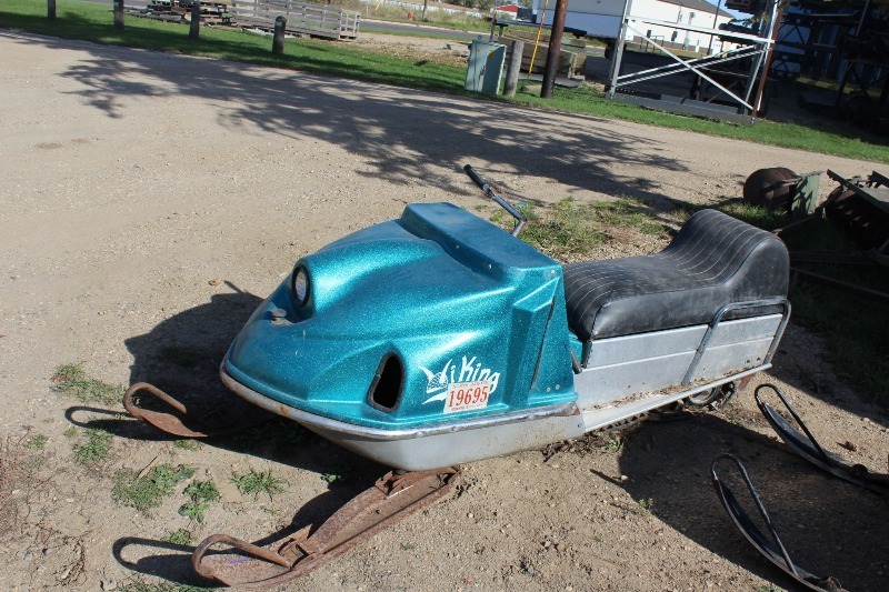 lot 1 image: 1969 Viking 317cc Snowmobile -One Owner - Original Paperwork-