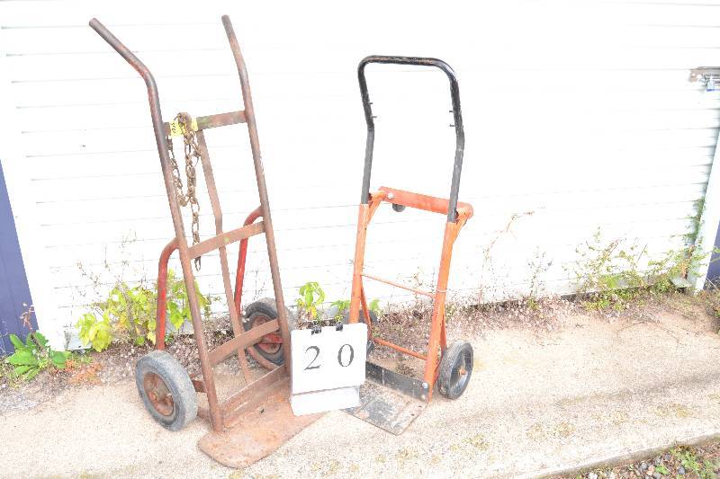 lot 20 image: Dollys