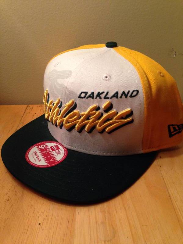 Oakland Athletics New Era Snapback Hat - NEW