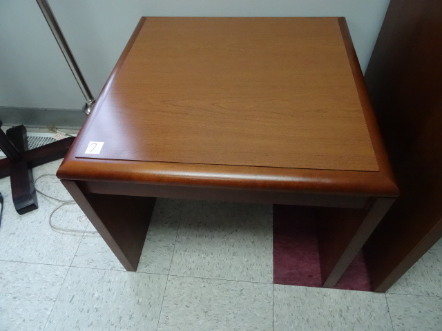 Wood End Table 24 X 24 X 19