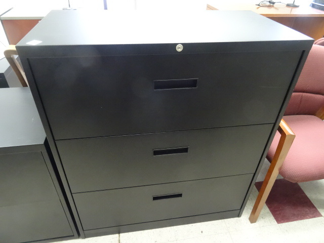 36 Metal 3 Drawer Lateral File