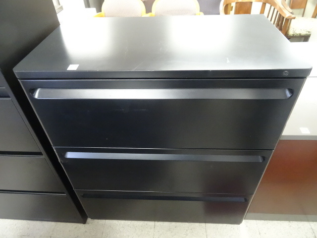 36 Metal 3 Drawer Lateral File