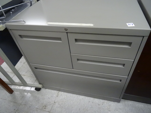 4 Drawer Metal Cabinet 30 X 19 X 28