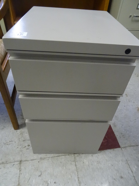 30 Metal 2 Drawer Lateral File