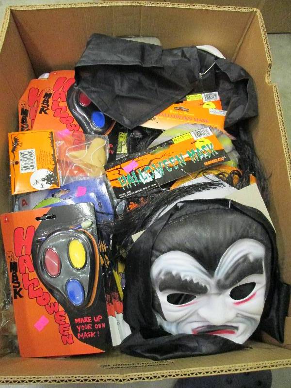 halloween  LARGE Lot of Halloween c...