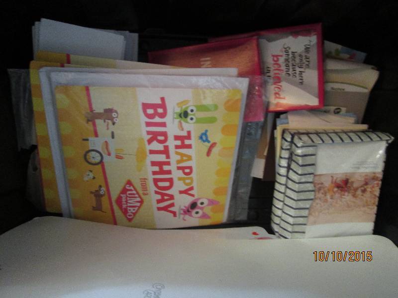 Large lot of Hallmark greeting card...