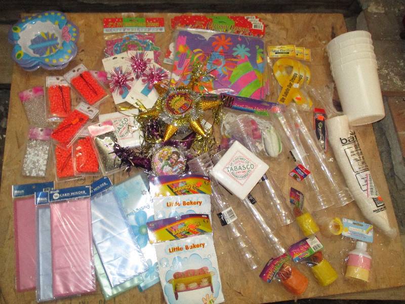 Large lot of assorted retail store ...