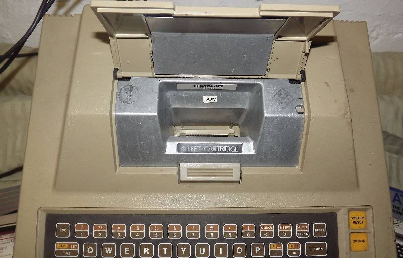 Atari 400 Game Computer Console