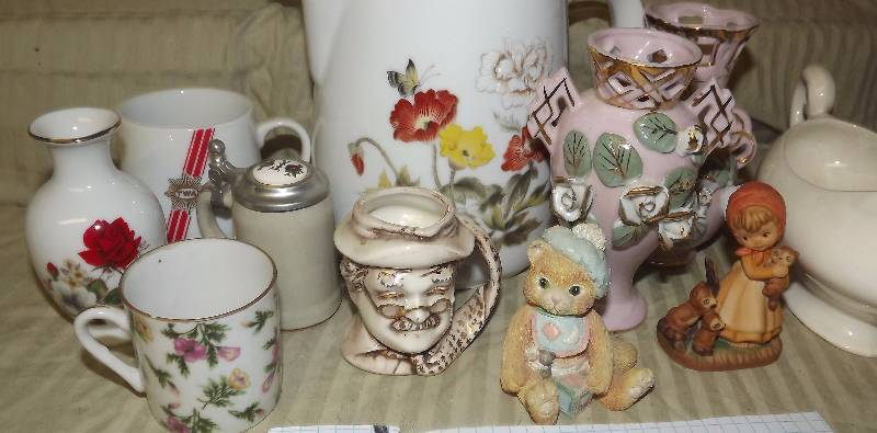 Lot of Knicknacks