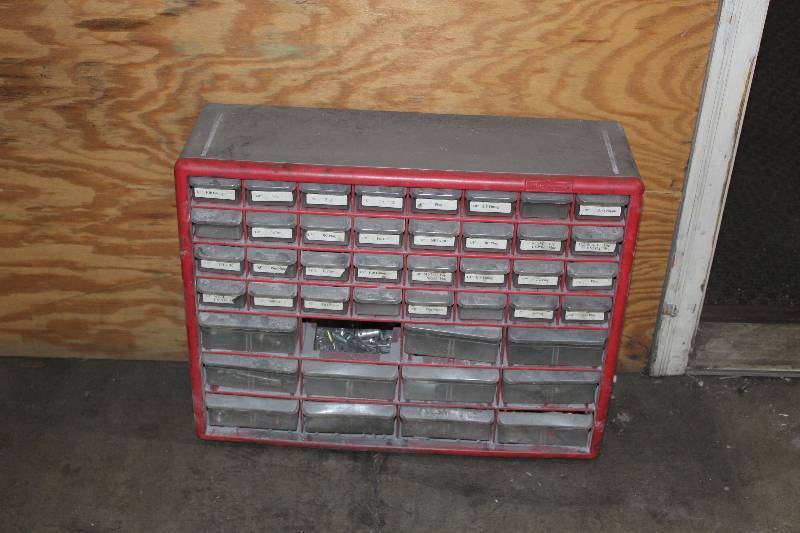 Storage Unit wMultiple Organizational Drawers 20� x 6� x 15�.
