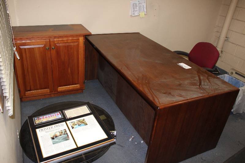 Office Lot Including Circular Table Cabinet Office Desk And More 36� x 19� x 35� 28� x 28� x 20� 75� x 20� x 29� 74� x 36� x 29�.