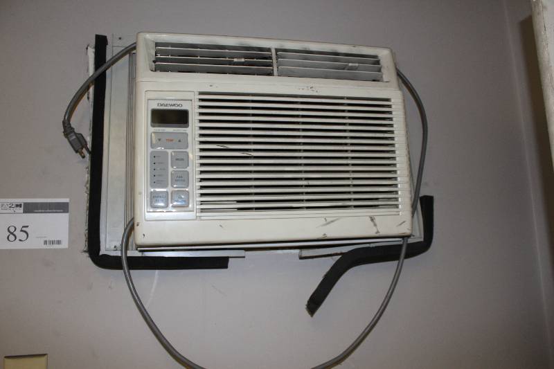 Daewood Air Conditioner Unit.