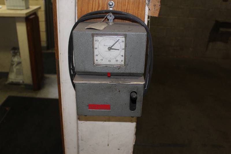 Lathem Time Corp. Time Punch Clock.