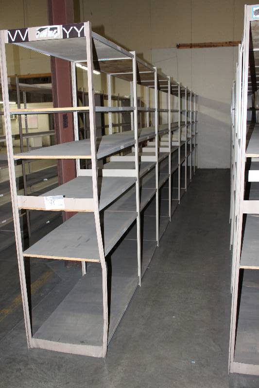 Metal Shelving Unit 23� x 384� x 88�.