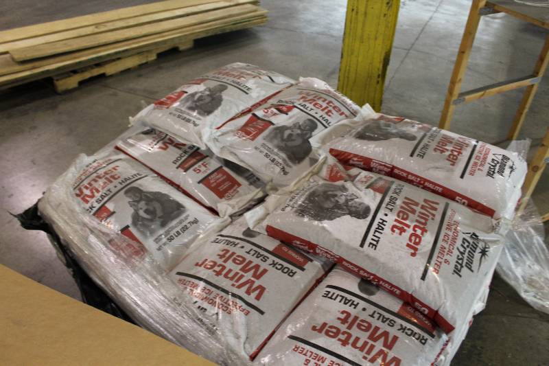 Lot of (3) Bags of Diamond Crystal Winter Melt Halite Rock Salt.