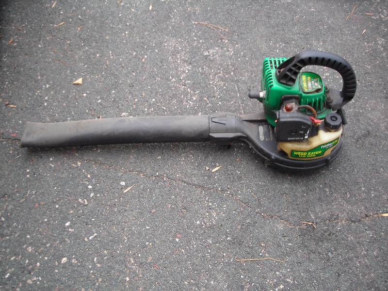 lot 23 image: Leaf Blower