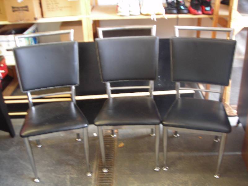 lot 33 image: 3-Chrome Chairs