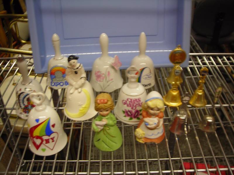 lot 77 image: 14-Collector Souvenir Bells