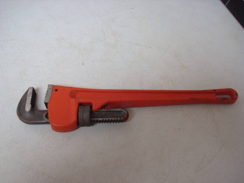 lot 44 image: 18 Inch Pipe Wrench....