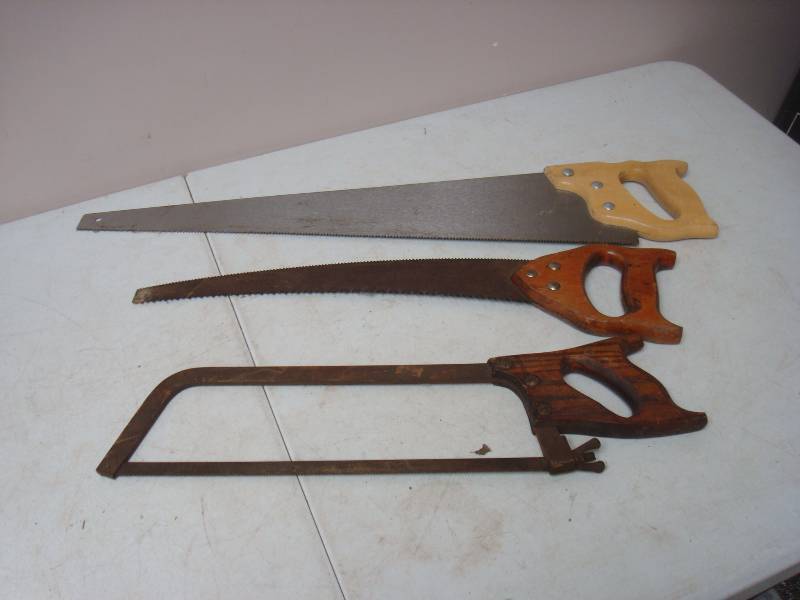 lot 45 image: Lot Of 3 Saws. Some Vintage...