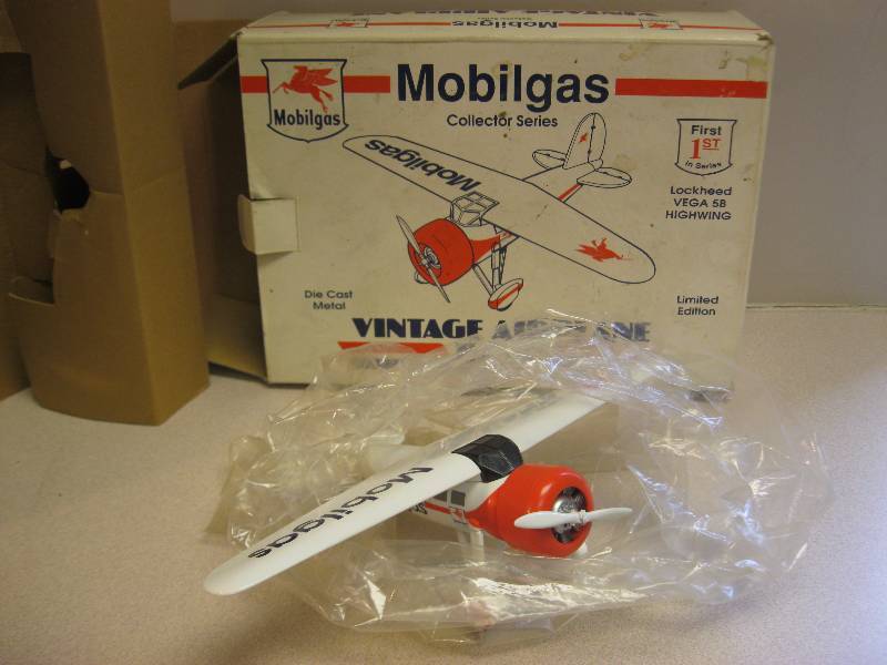 lot 54 image: Mobil Pegasus Gas Airplane Bank...