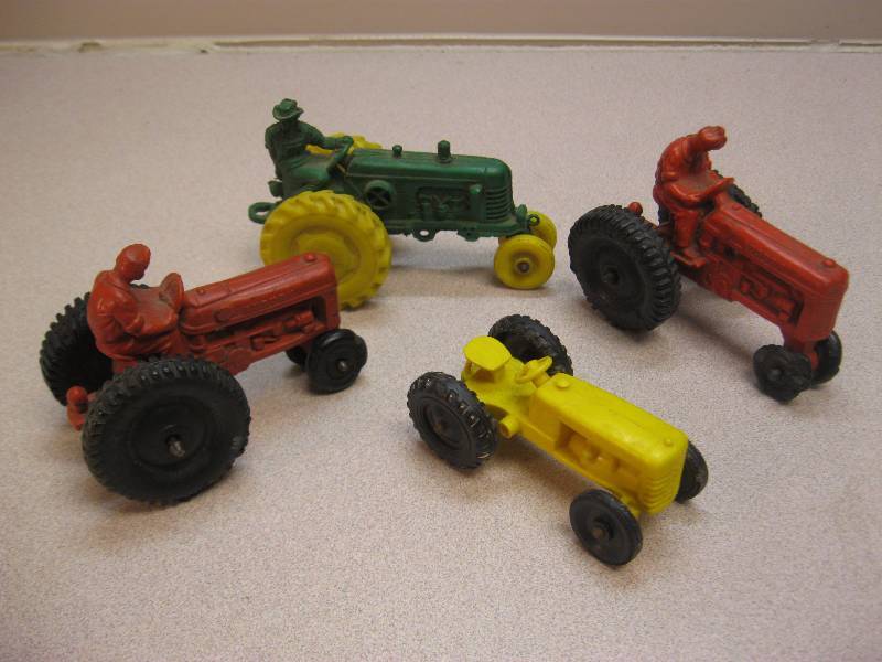 lot 61 image: Lot Of Vintage Auburn Rubber Tractors And Oth...