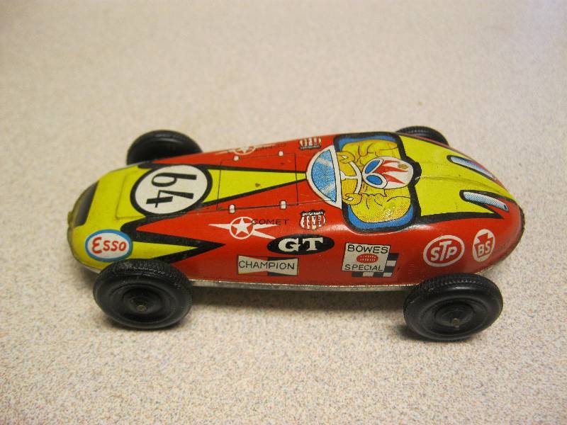 lot 62 image: Vintage Racecar&nbspTin Toy....