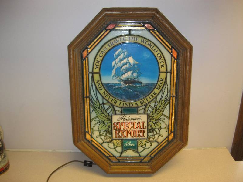 lot 97 image: Vintage Special Export Motion Light Sign. Lig...