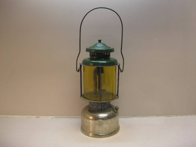 lot 114 image: Rare VintageAntique Quick-Lite Lantern. Porc...