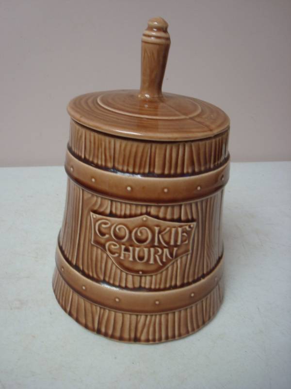 lot 138 image: Vintage Butter Churn Cookie Jar. Has Good Rep...