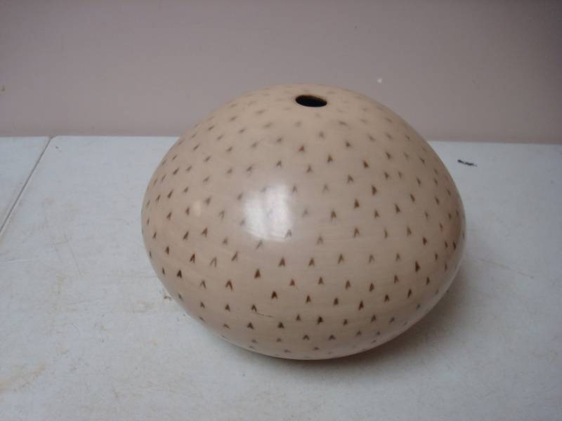 lot 141 image: Glass Decor&nbspVase....