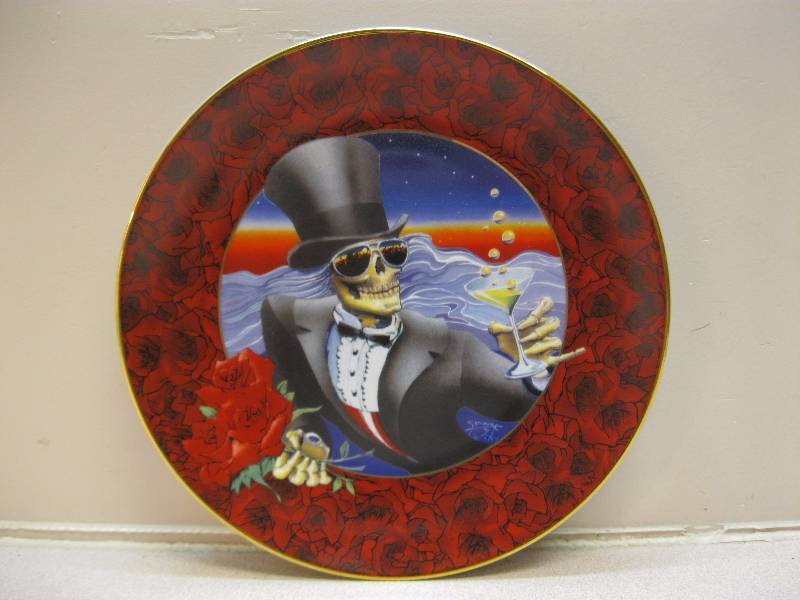 lot 149 image: Grateful Dead Collector Plate....