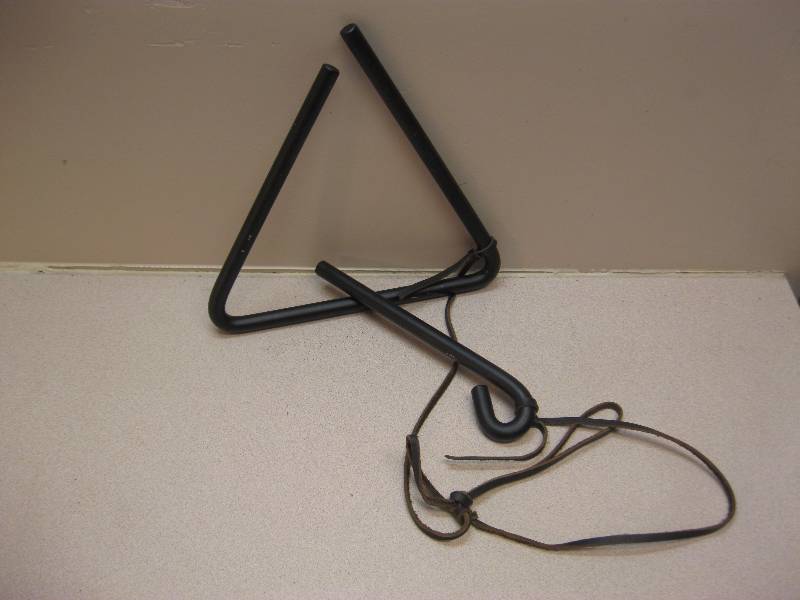 lot 174 image: Triangle Bell...
