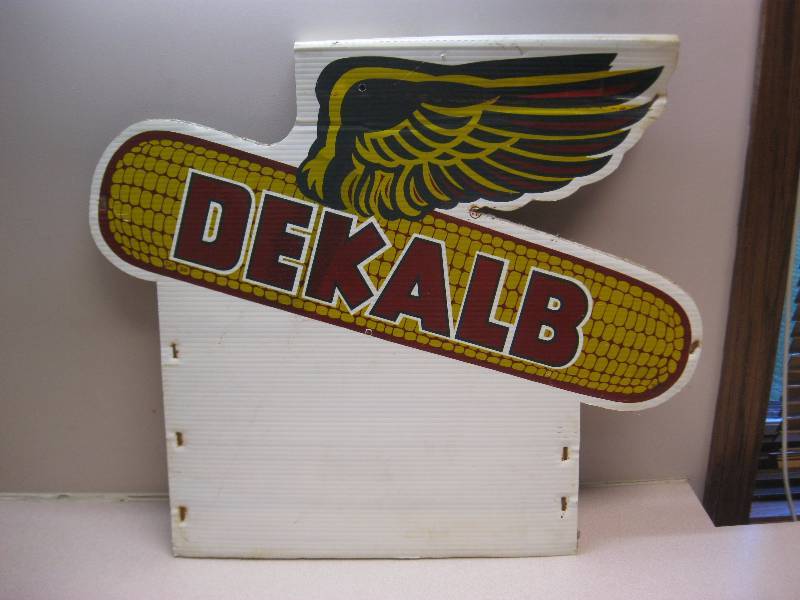 lot 183 image: Dekalb&nbspCorn Sign....