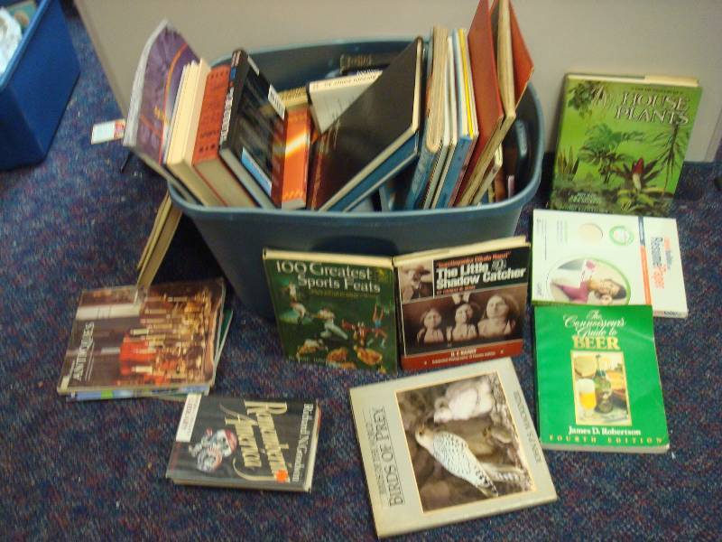lot 196 image: Lot Of Books. Some Old Vintage....