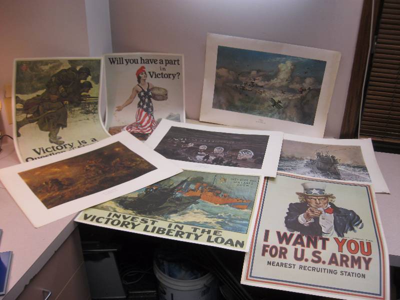 lot 201 image: Vintage LIFE 1964 First World War Print Portf...