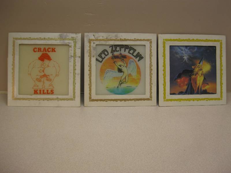 lot 204 image: Vintage Carnival Glass Pictures....