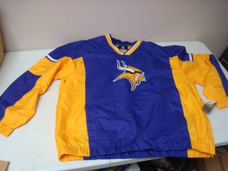 lot 215 image: Vikings NFL Windbreaker. New With Tags. Size ...