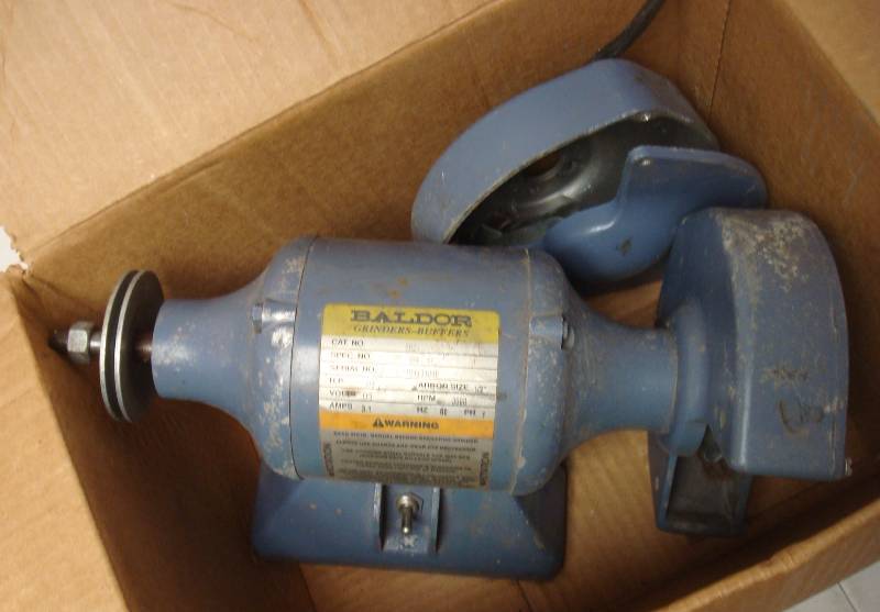 lot 216 image: Baldor&nbspBench Grinder. Tested Seems To Wo...