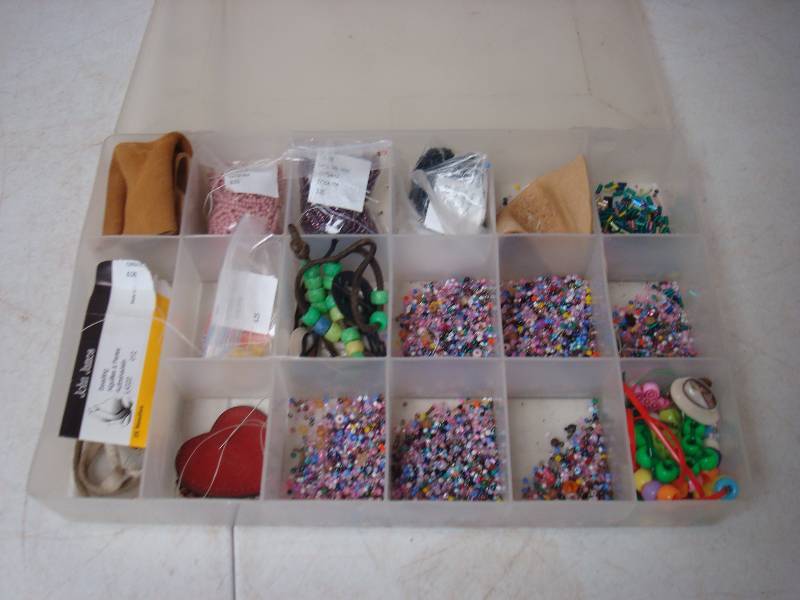 lot 221 image: Lot Of Crafting Beads....