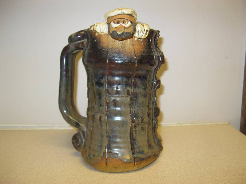 lot 271 image: Vintage Hang In There Mug. Small Piece On Nos...